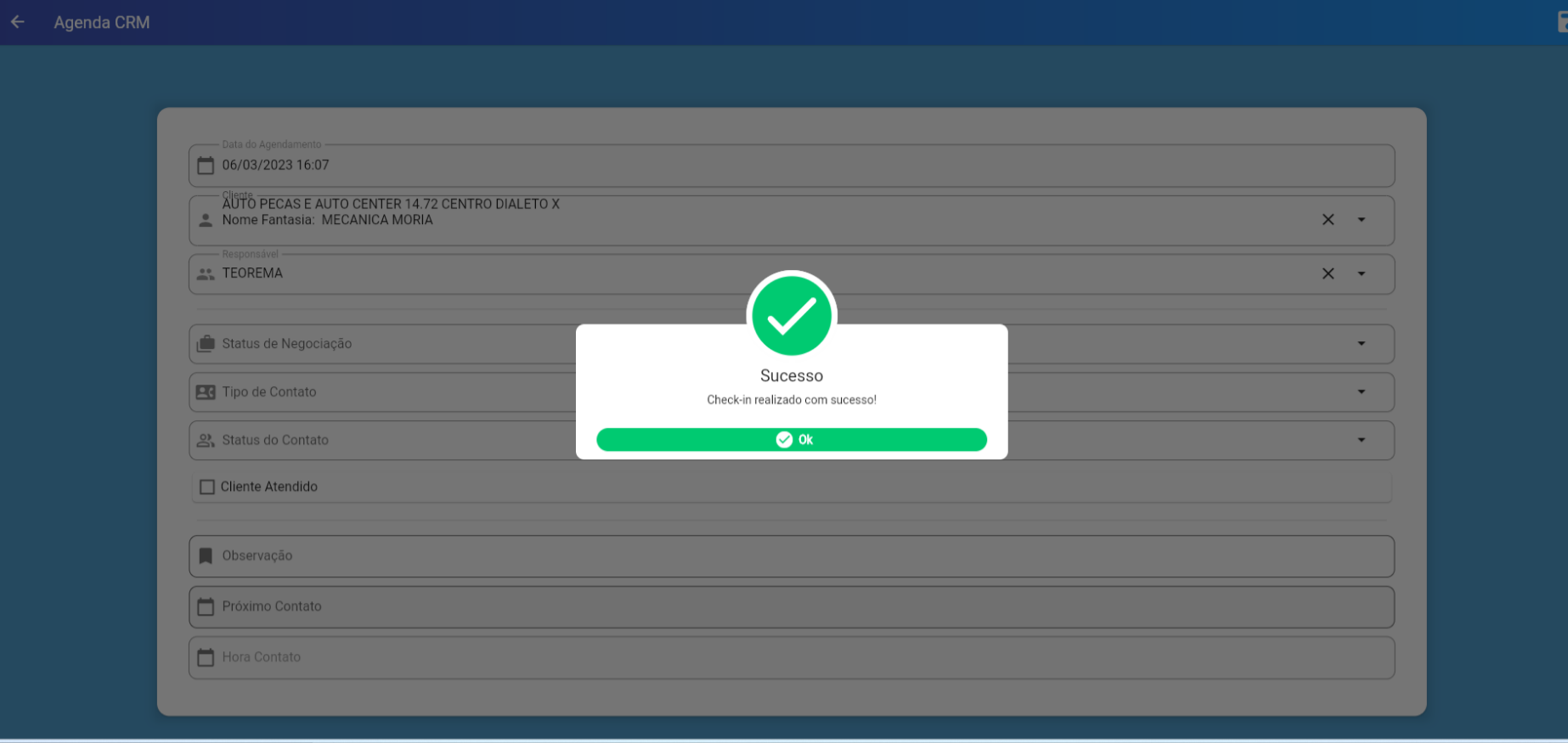 Diálogo de confirmação na tela Agenda CRM com ícone de sucesso e mensagem "Check-in realizado com sucesso!" e botão Ok