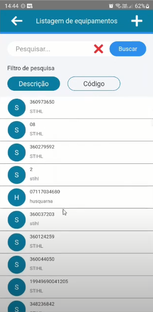 Tela "Listagem de equipamentos" com campo de pesquisa, filtro por Descrição e Código, e lista de equipamentos com código e descrição (ex.: STIHL, husqvarna)