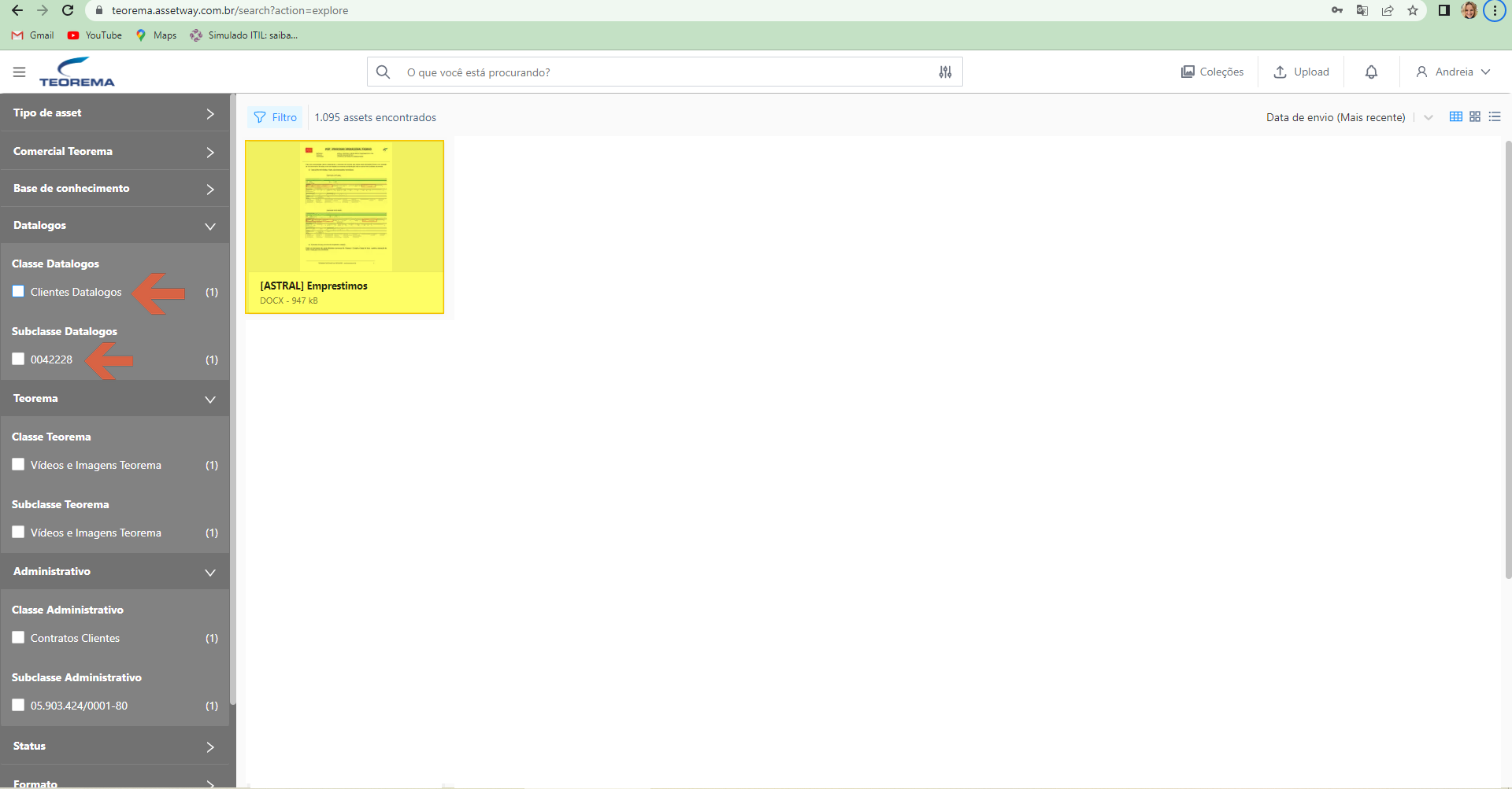 Tela de exploração com painel Datalogos expandido mostrando Classe Datalogos: Clientes Datalogos e Subclasse Datalogos: 0042228, com asset DOCX listado