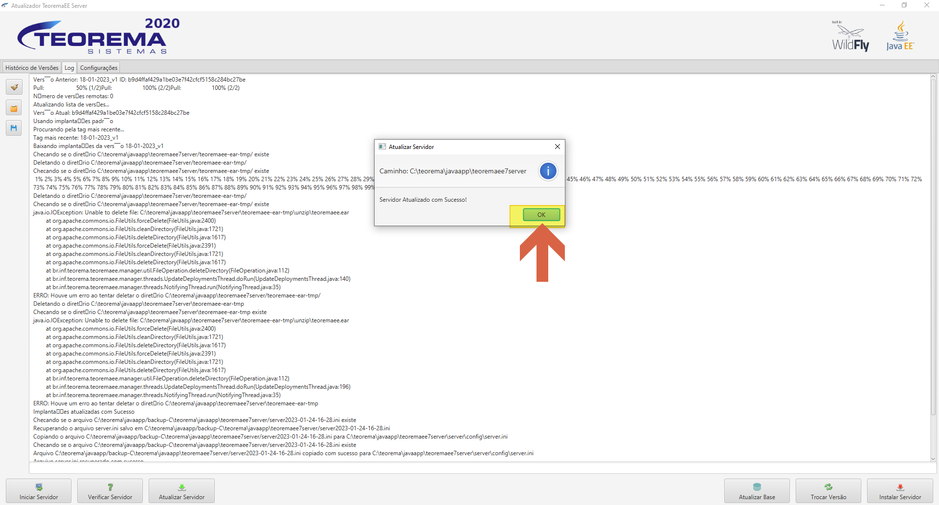 Atualizador TeoremaeEE Server 2020 exibindo aba Log com histórico de arquivos verificados e diálogo "Atualizar Versão" com mensagem de conclusão e botão Ok, com seta indicativa