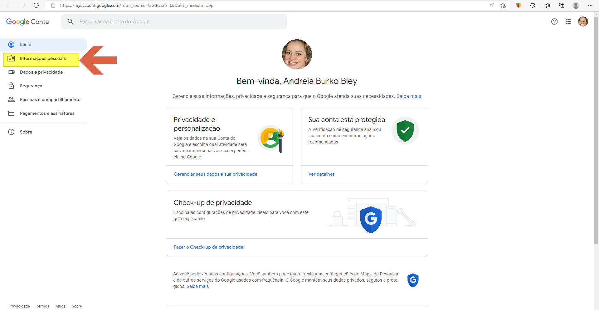 Página inicial da Google Conta com menu lateral exibindo: Início, Informações pessoais, Dados e privacidade, Segurança, Pessoas e compartilhamento, Pagamentos e assinaturas, Sobre — item "Informações pessoais" destacado