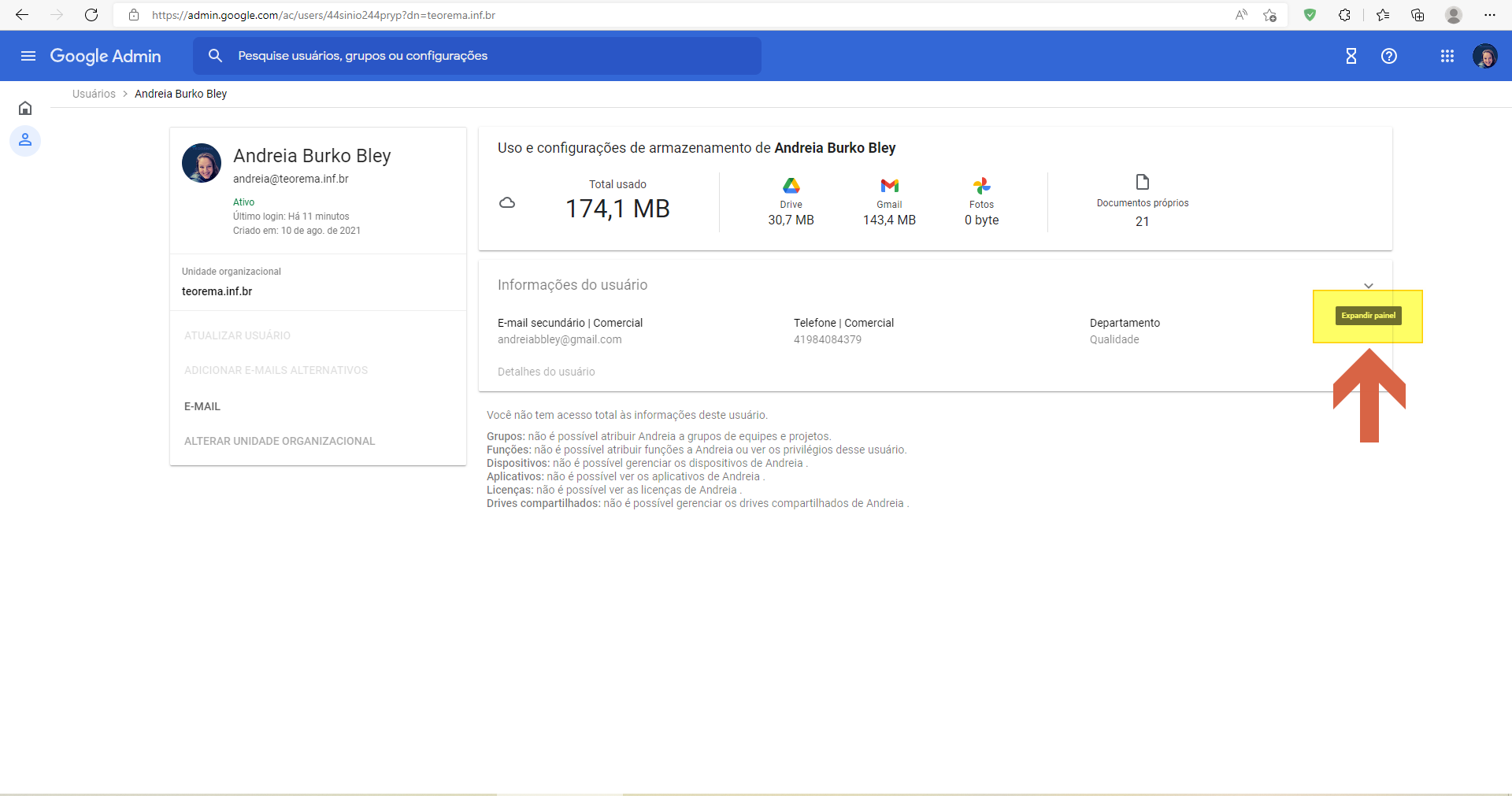 Perfil do usuário no Google Admin com botão "Expandir painel" destacado e seção "Informações do usuário" visível