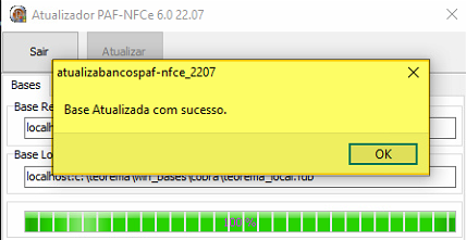 Janela do Atualizador PAF-NFCe 6.0 22.07 exibindo caixa de diálogo "atualizabancospaf-nfce_2207" com a mensagem "Base Atualizada com sucesso" e botão OK