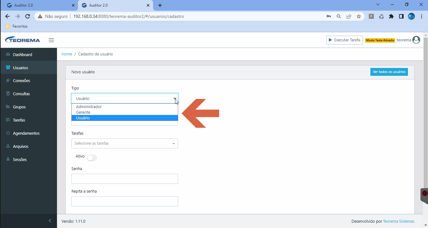 Campo Tipo com dropdown aberto exibindo as opções Administrador, Gerente e Usuário
