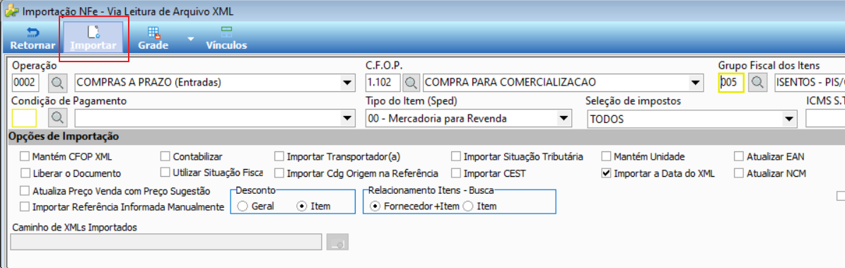 Tela Importação NFe - Via Leitura de Arquivo XML com botão Importar destacado na barra de ferramentas, campos Operação 0002 COMPRAS A PRAZO (Entradas), C.F.O.P. 1.102 COMPRA PARA COMERCIALIZACAO, Grupo Fiscal dos Itens 005 ISENTOS - PIS/COFINS ALIQUOTA ZERO, Tipo do Item (Sped) 00 - Mercadoria para Revenda e seção Opções de Importação