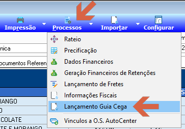 Menu "Processos" aberto na barra de ferramentas do "Movimento de Itens" com a opção "Lançamento Guia Cega" destacada por uma seta