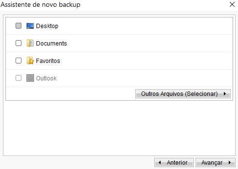 Assistente de novo backup mostrando lista com Desktop, Documents, Favoritos e Outlook desmarcados, e botão "Outros Arquivos (Selecionar)" à direita