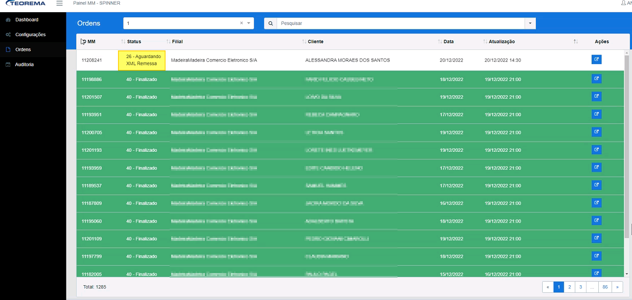 Painel MM — lista de ordens com a primeira linha exibindo status "Aguardando XML Remessa" para a ordem 11208241
