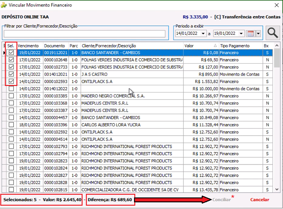 Tela Vincular Movimento Financeiro com lista de títulos financeiros, campo de filtro por cliente/fornecedor, seletor de período a exibir, valores somatórios no rodapé e botão Conciliar