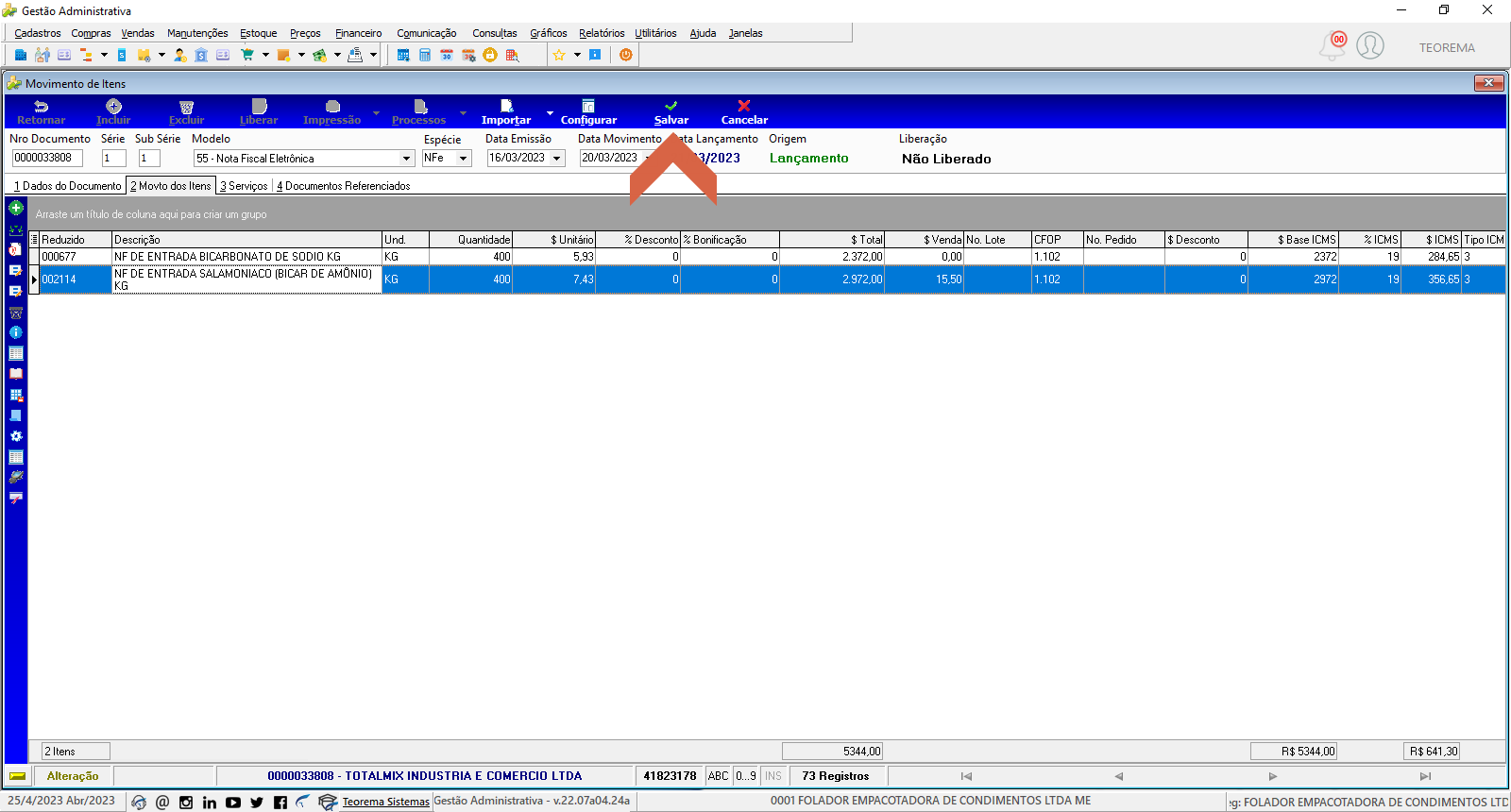 Aba 2 Movto dos Itens com dois itens listados (000677 e 002114), status Não Liberado, cursor sobre botão Liberar na toolbar