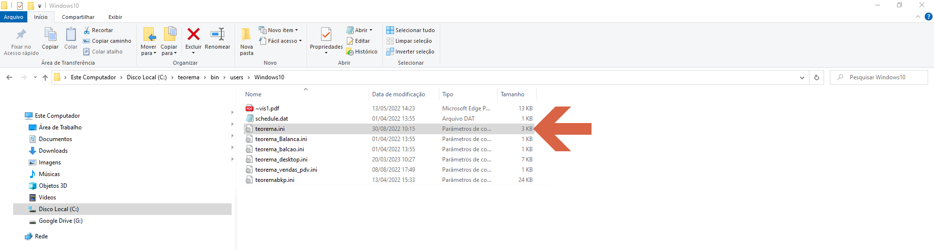 Windows Explorer exibindo a pasta C:\teorema\bin\users\Windows10 com o arquivo teorema.ini destacado
