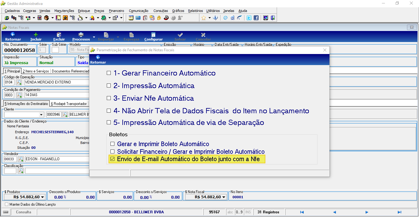 Janela Parametrização de Fechamento de Notas Fiscais com apenas a opção Envio de E-mail Automático do Boleto junto com a Nfe marcada na seção Boletos