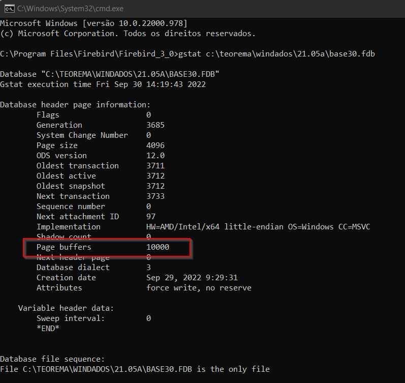 Terminal cmd exibindo saída do gstat para C:\TEOREMA\WINDADOS\21.05A\BASE30.FDB com Page buffers igual a 10000 destacado em vermelho; demais campos: Page size 4096, ODS version 12.0, Oldest transaction 3711, Next attachment ID 97