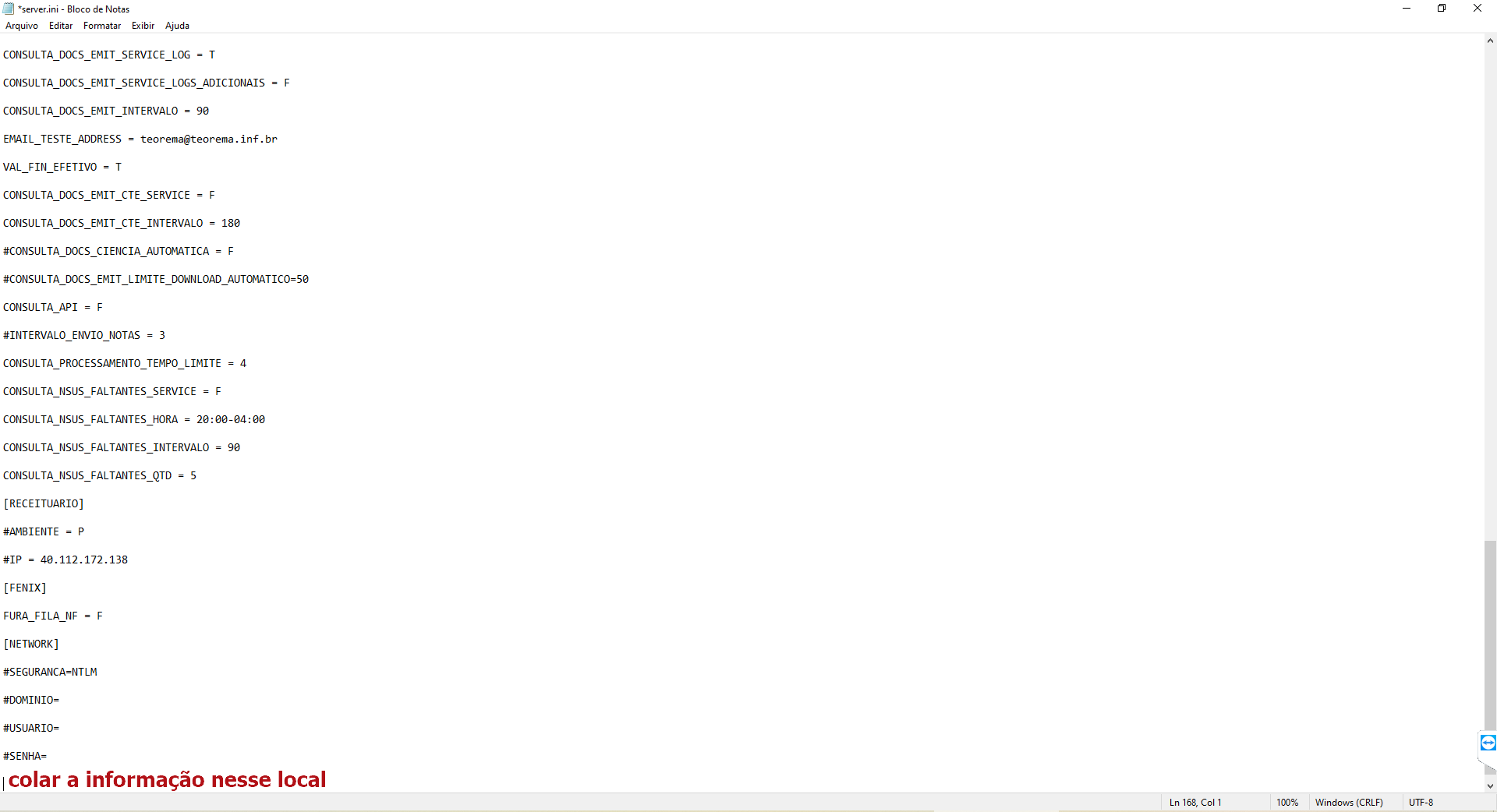 Arquivo server.ini aberto no Bloco de Notas com o cursor posicionado ao final, indicando o local onde o bloco deve ser colado