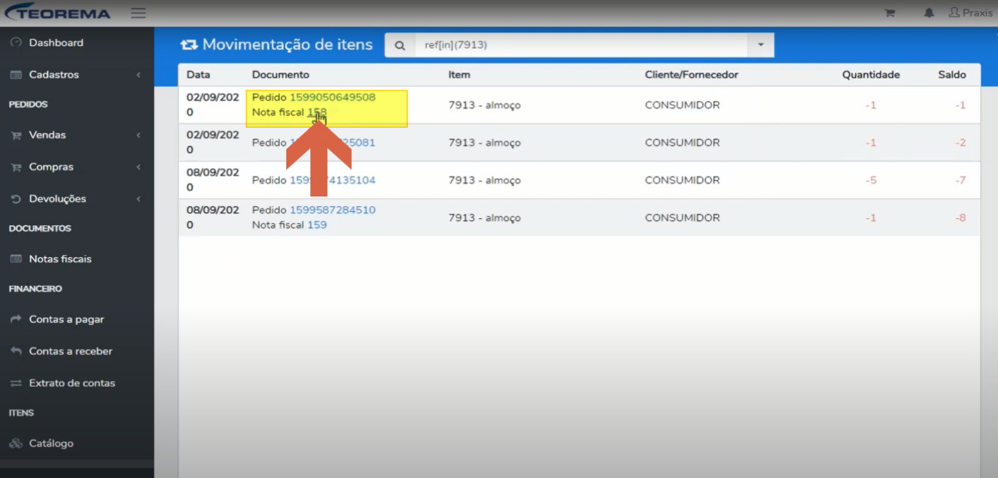 Tela de Movimentação de itens com o link "Pedido" e "Nota fiscal" de um movimento destacado por uma seta.