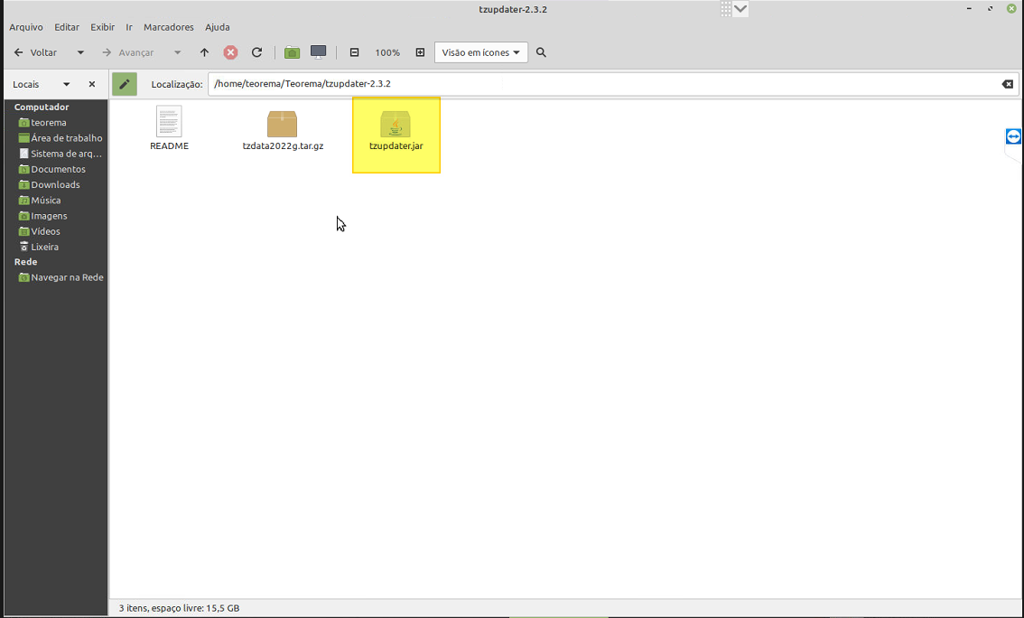 Gerenciador de arquivos Linux exibindo a pasta /home/teorema/Teorema/tzupdater-2.3.2 com os arquivos README, tzdata2022g.tar.gz e tzupdater.jar
