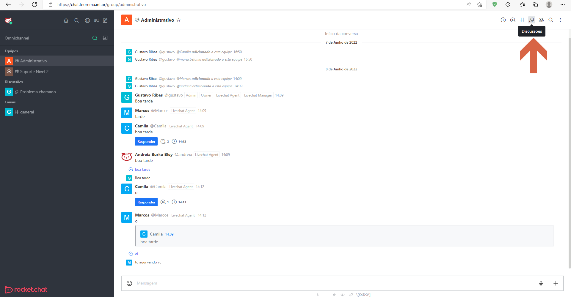 Cabeçalho do canal Administrativo com tooltip "Discussões" sobre o ícone correspondente na barra de ferramentas superior