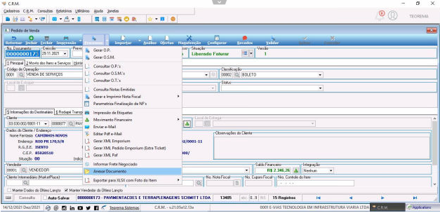 Tela do CRM Teorema com pedido de venda aberto e menu "Consulta" expandido, exibindo opções incluindo acesso a anexos e documentos do pedido