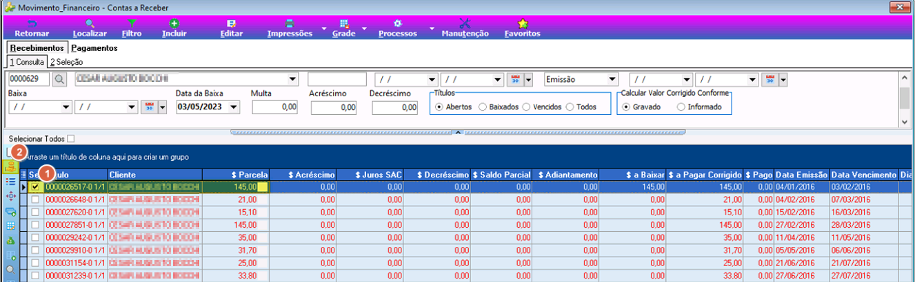 Tela Movimento Financeiro – Contas a Receber com grade de títulos e coluna de parcelas listando documentos do cliente
