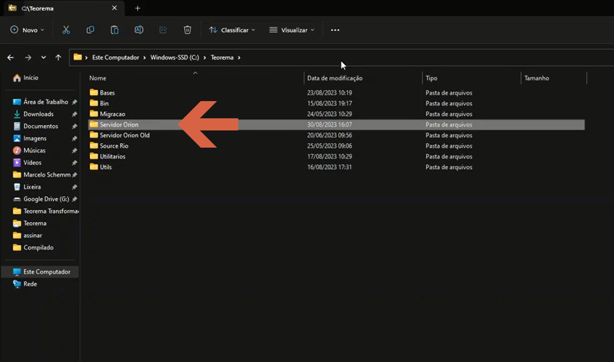 Windows Explorer em C:\Teorema com a pasta Servidor Orion recém-criada listada