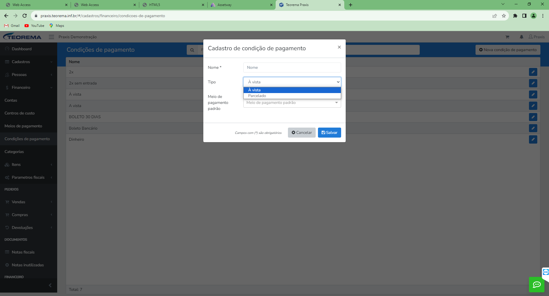 Modal Cadastro de condição de pagamento com campo Nome, dropdown Tipo exibindo opções À vista e Parcelado, e campo Meio de pagamento padrão