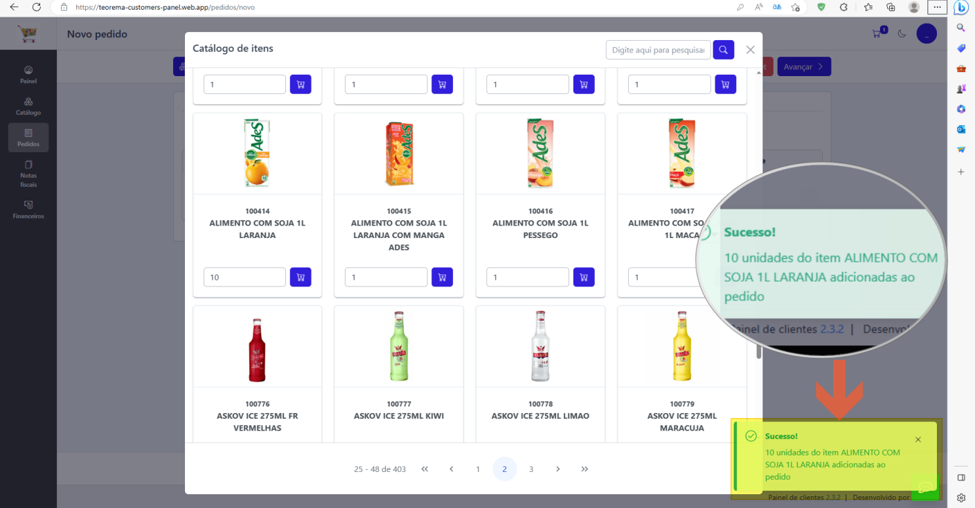 Modal Catálogo de itens com notificação "Sucesso! 10 unidades do item ALIMENTO COM SOJA 1L LARANJA adicionadas ao pedido"