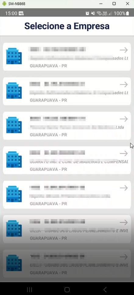 Tela Selecione a Empresa exibindo lista de empresas com CNPJ e razão social parcialmente ocultados e cidade GUARAPUAVA - PR