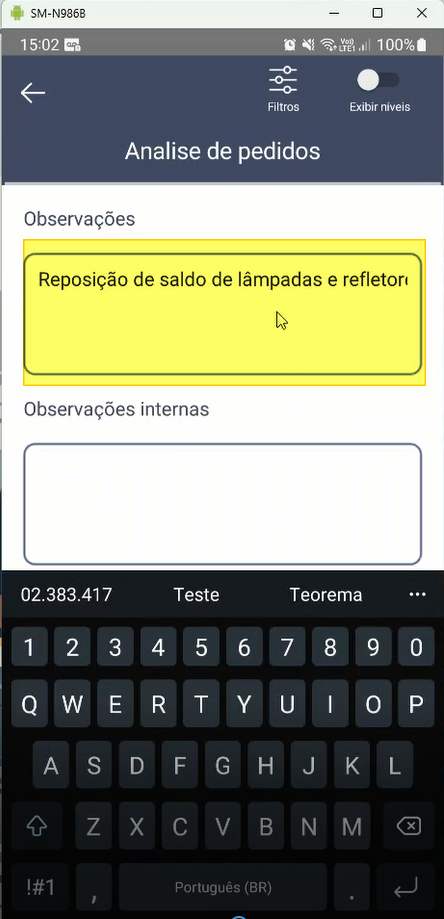 Tela Analise de pedidos com campo Observações aberto exibindo texto "Reposição de saldo de lâmpadas e refletore..." e campo Observações internas; teclado visível