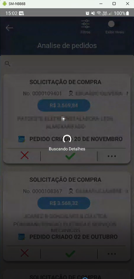 Tela Analise de pedidos com mensagem "Buscando Detalhes" sobreposta ao cartão selecionado