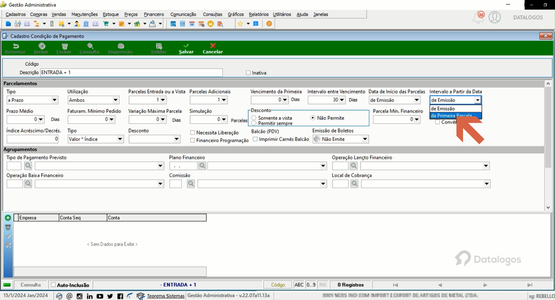 Formulário com campo Intervalo a Partir da Data da Primeira Parcela destacado e dropdown mostrando as opções Da Emissão e Após a Primeira