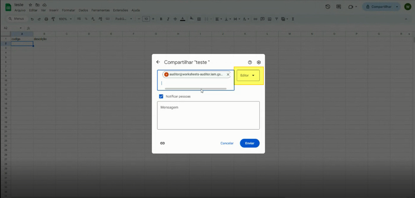 Modal Compartilhar "teste" com o e-mail do Auditor adicionado e papel definido como Editor