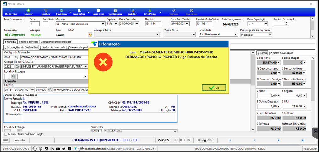 Caixa de diálogo "Informação" com a mensagem de bloqueio: "Item: 019744 – SEMENTE DE MILHO HIBR.P4285VYHR DERMACOR+PONCHO–PIONEER Exige Emissão de Receita", sobre a tela de Notas Fiscais