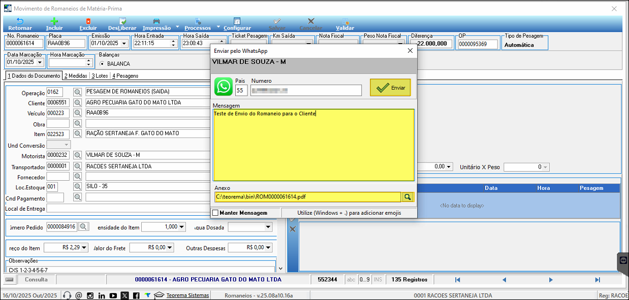 Janela Enviar pelo WhatsApp com campos País, Número, Mensagem preenchida com texto de envio, campo Anexo com o caminho do PDF do romaneio e botão Enviar