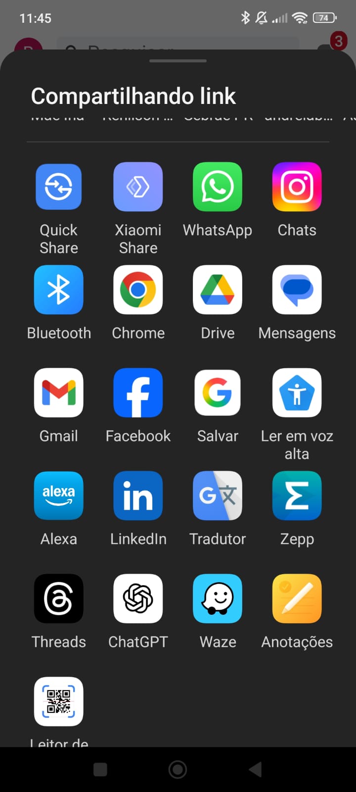 Tela "Compartilhando link" do Android com grid de aplicativos disponíveis: Quick Share, Xiaomi Share, WhatsApp, Chats (Instagram), Bluetooth, Chrome, Drive, Mensagens, Gmail, Facebook, Salvar, Ler em voz alta, Alexa, LinkedIn, Tradutor, Zepp, Threads, ChatGPT, Waze, Anotações