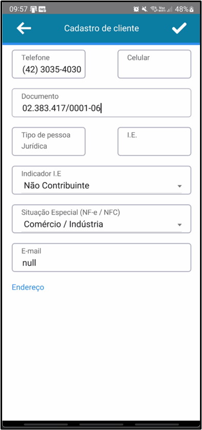Tela "Cadastro de cliente" com CNPJ 02.383.417/0001-06 preenchido; campos preenchidos automaticamente: Telefone (42) 3035-4030, Tipo de pessoa Jurídica, Indicador I.E. Não Contribuinte, Situação Especial NF-e / NFC Comércio / Indústria, E-mail null; link "Endereço" ao final