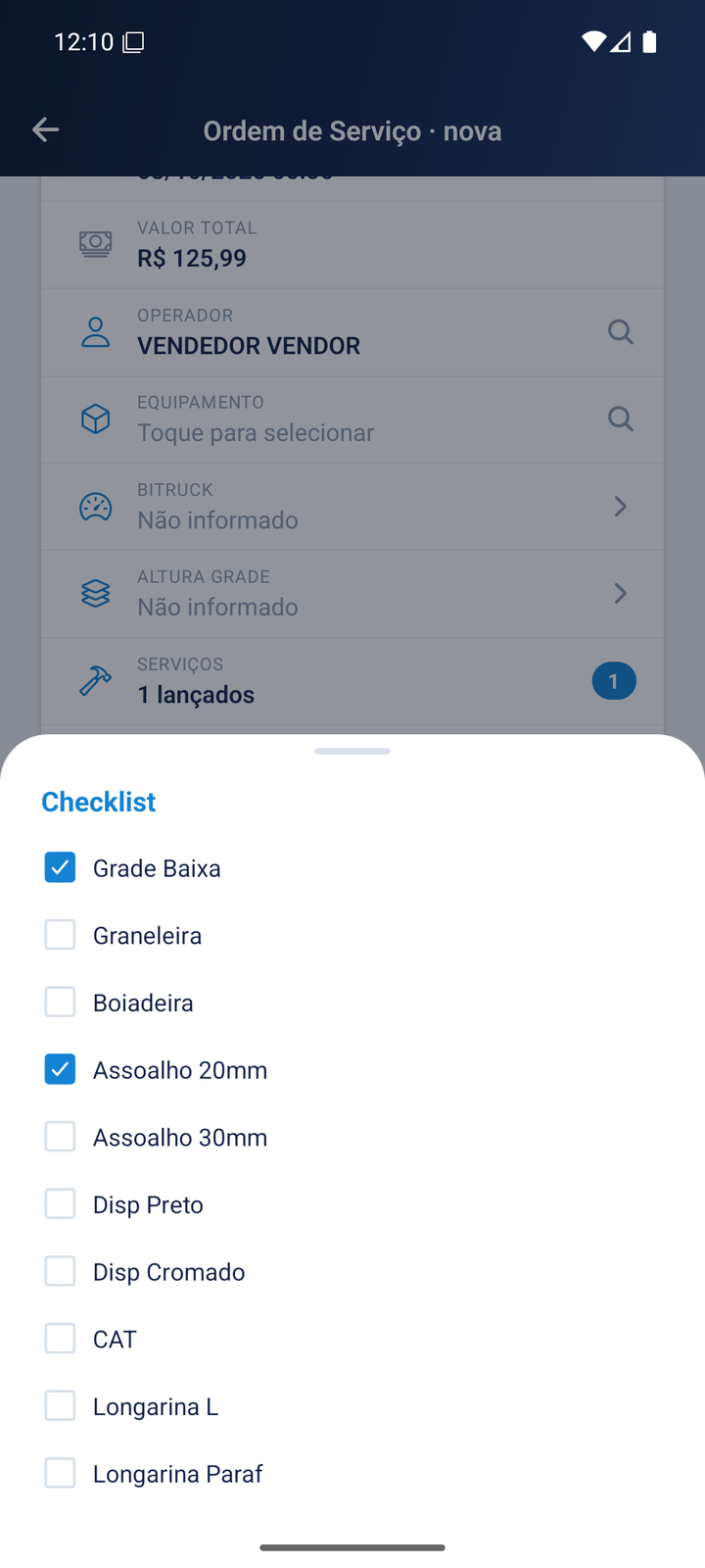 Lista de checklist em caixas de seleção, com itens como Grade Baixa e Assoalho 20mm marcados