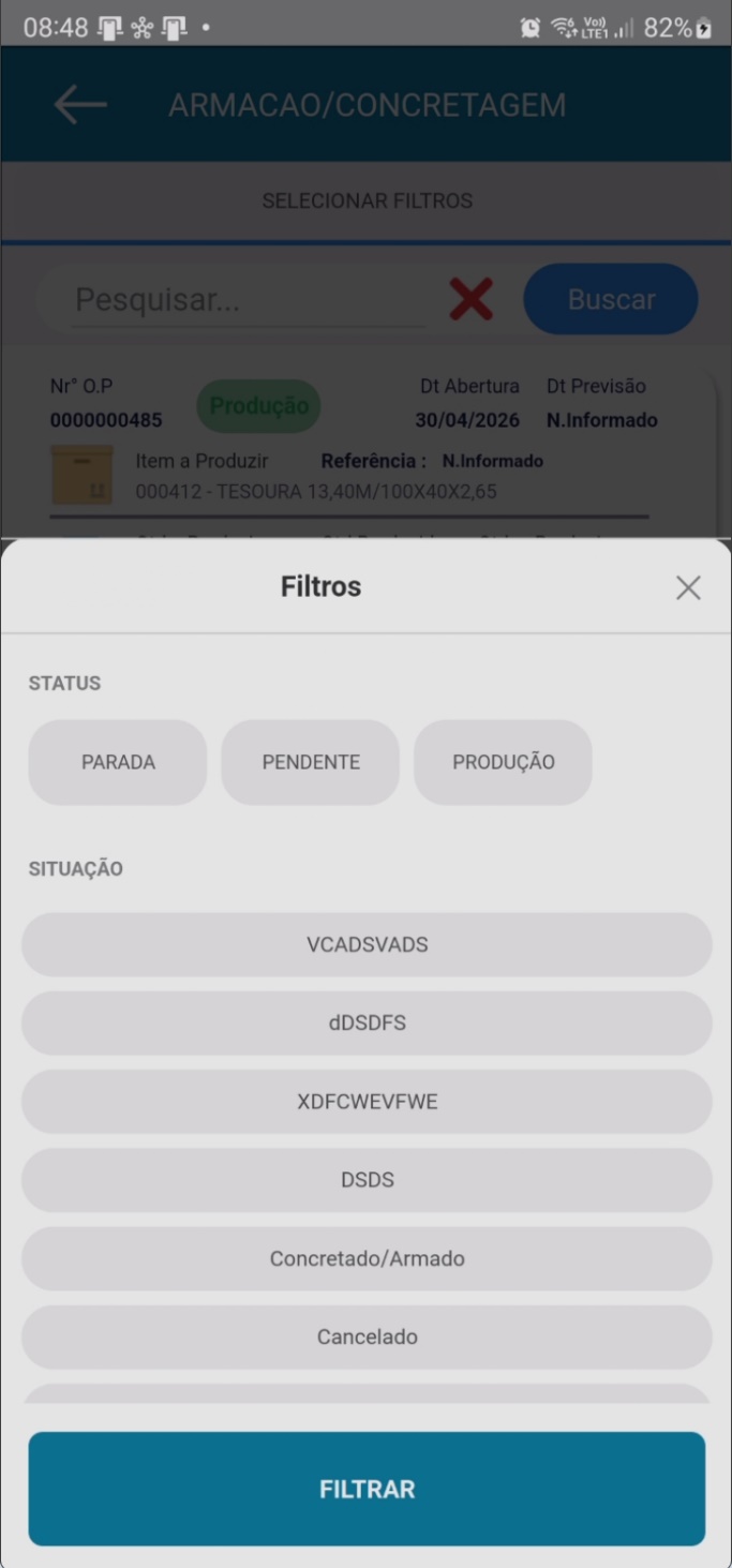 Modal Filtros sobreposto à tela ARMACAO/CONCRETAGEM, com seção STATUS exibindo os botões PARADA, PENDENTE e PRODUÇÃO, seção SITUAÇÃO com lista de opções cadastradas e botão FILTRAR na parte inferior